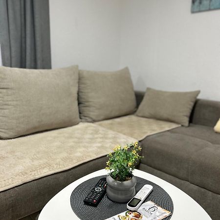 Apartmani Star Tuzla Exterior foto