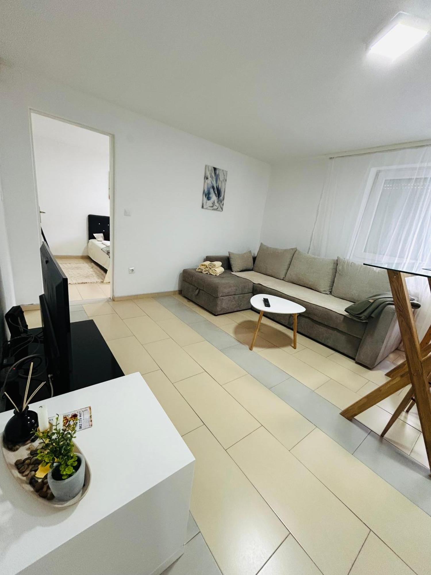 Apartmani Star Tuzla Exterior foto